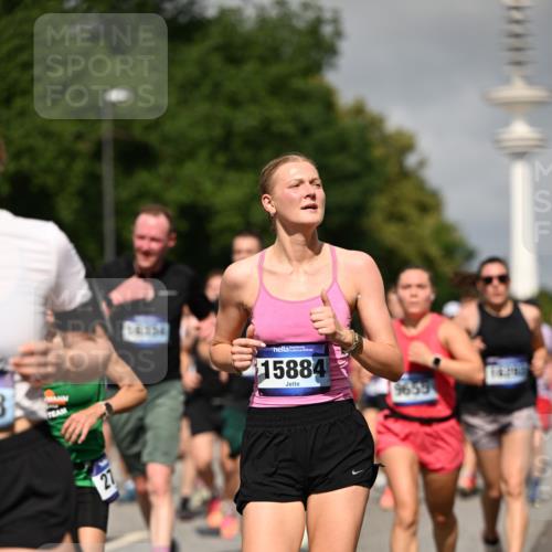 29.06.2025 - hella hamburg halbmarathon Dr. Thomas Lammeyer http://msf.ph/oto/8515999 29.06.2025 10:03:10 Kennedybrücke 1366, 1485, 1506, 1715, 1719, 1972, 2630, 2741, 2911, 3715, 4120, 4467, 4839, 5391, 5457, 5458, 5465, 5492, 5866, 6390, 6399, 6416, 6585, 7129, 7130, 7395, 7833, 7864, 8154, 8322, 8509, 8652, 8772, 8798, 9142, 9655, 9884, 9922, 10266, 10488, 11041, 11068 meine-sportfotos.de
