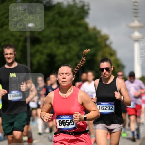 29.06.2025 - hella hamburg halbmarathon Dr. Thomas Lammeyer http://msf.ph/oto/8516057 29.06.2025 10:03:12 Kennedybrücke 1366, 1506, 1715, 1719, 1972, 2630, 2741, 2911, 4120, 4467, 4839, 5391, 5457, 5458, 5465, 5492, 5866, 6390, 6399, 6416, 6585, 7129, 7130, 7395, 7833, 7864, 8154, 8509, 8542, 8652, 8772, 8798, 9142, 9655, 9884, 9903, 9922, 10266, 10488, 10519, 11041, 11068 meine-sportfotos.de
