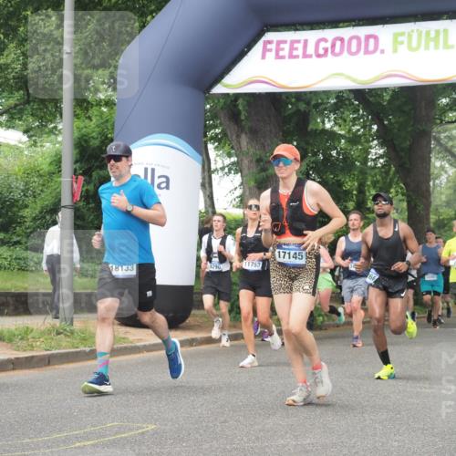 29.06.2025 - hella hamburg halbmarathon KatJ http://msf.ph/oto/8516173 29.06.2025 10:47:16 Zwischen KM18-KM19 5775, 5885, 6309, 8003 meine-sportfotos.de