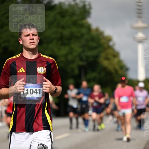 29.06.2025 - hella hamburg halbmarathon Dr. Thomas Lammeyer http://msf.ph/oto/8516234 29.06.2025 10:03:18 Kennedybrücke 1319, 1366, 1506, 1595, 1715, 1719, 1914, 2282, 2391, 2630, 2741, 2911, 4120, 4426, 4467, 4837, 4839, 5277, 5299, 5391, 5457, 5458, 5465, 5866, 6416, 7033, 7037, 7129, 7130, 7395, 7833, 8509, 8542, 8652, 8929, 9142, 9655, 9884, 9903, 9922, 10020, 10266, 10518, 10519, 11039, 11041, 11068 meine-sportfotos.de