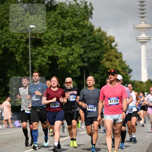 29.06.2025 - hella hamburg halbmarathon Dr. Thomas Lammeyer http://msf.ph/oto/8516342 29.06.2025 10:03:22 Kennedybrücke 1319, 1366, 1506, 1595, 1715, 1719, 1914, 2282, 2364, 2391, 2432, 2630, 2741, 2911, 3668, 4120, 4426, 4467, 4837, 5277, 5299, 5391, 5457, 5458, 5465, 5866, 6416, 7033, 7037, 7129, 7130, 7395, 7833, 8509, 8542, 8652, 8929, 9142, 9488, 9655, 9903, 9907, 9922, 9984, 10020, 10518, 10519, 11039, 11041, 11068 meine-sportfotos.de
