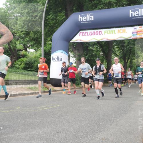 29.06.2025 - hella hamburg halbmarathon KatJ http://msf.ph/oto/8516384 29.06.2025 10:47:26 Zwischen KM18-KM19 1420, 2391, 2978, 5839, 6201, 7759, 8290, 8662 meine-sportfotos.de
