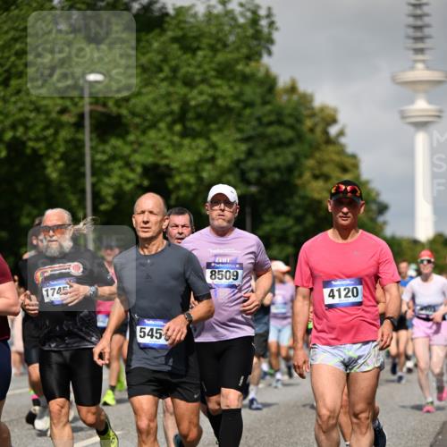 29.06.2025 - hella hamburg halbmarathon Dr. Thomas Lammeyer http://msf.ph/oto/8516397 29.06.2025 10:03:24 Kennedybrücke 1319, 1366, 1506, 1595, 1715, 1719, 1914, 2282, 2364, 2391, 2432, 2630, 2911, 3668, 4120, 4426, 4467, 4837, 5277, 5299, 5457, 5458, 5465, 5866, 6416, 7033, 7037, 7129, 7130, 7395, 7547, 7833, 8509, 8542, 8652, 8929, 9142, 9488, 9903, 9907, 9922, 9984, 10020, 10518, 10519, 11039, 11041 meine-sportfotos.de