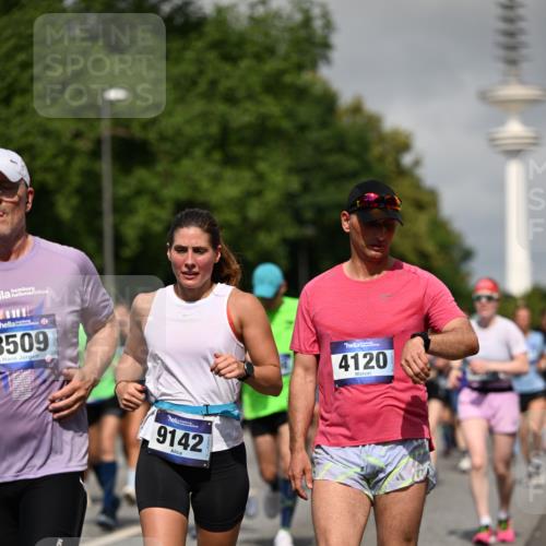 29.06.2025 - hella hamburg halbmarathon Dr. Thomas Lammeyer http://msf.ph/oto/8516468 29.06.2025 10:03:26 Kennedybrücke 1319, 1366, 1506, 1595, 1914, 2282, 2364, 2391, 2432, 2630, 3668, 3836, 4120, 4426, 4467, 4837, 5277, 5299, 5457, 5458, 5465, 5866, 6416, 7033, 7037, 7129, 7130, 7395, 7547, 7833, 8509, 8542, 8652, 8929, 9142, 9488, 9903, 9907, 9922, 9984, 10020, 10518, 10519, 11039, 11041 meine-sportfotos.de