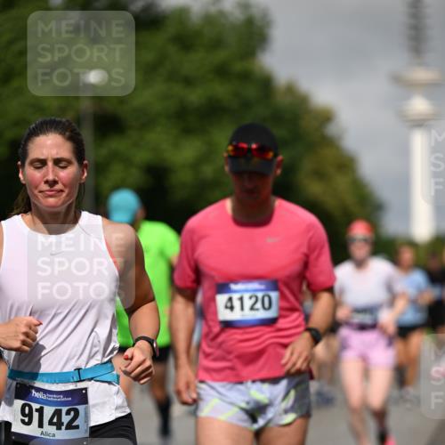 29.06.2025 - hella hamburg halbmarathon Dr. Thomas Lammeyer http://msf.ph/oto/8516514 29.06.2025 10:03:26 Kennedybrücke 1319, 1366, 1506, 1595, 1914, 2282, 2364, 2391, 2432, 2630, 3668, 3836, 4120, 4426, 4467, 4837, 5277, 5299, 5457, 5458, 5465, 5866, 6416, 7033, 7037, 7129, 7130, 7395, 7547, 7833, 8509, 8542, 8652, 8929, 9142, 9488, 9903, 9907, 9922, 9984, 10020, 10518, 10519, 11039, 11041 meine-sportfotos.de