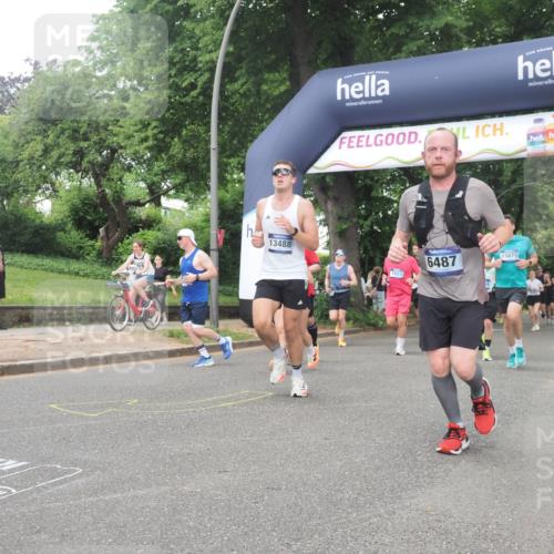 29.06.2025 - hella hamburg halbmarathon KatJ http://msf.ph/oto/8516525 29.06.2025 10:47:31 Zwischen KM18-KM19 1364, 1420, 1653, 2391, 4068, 4592, 6487, 7759, 8191, 8662 meine-sportfotos.de