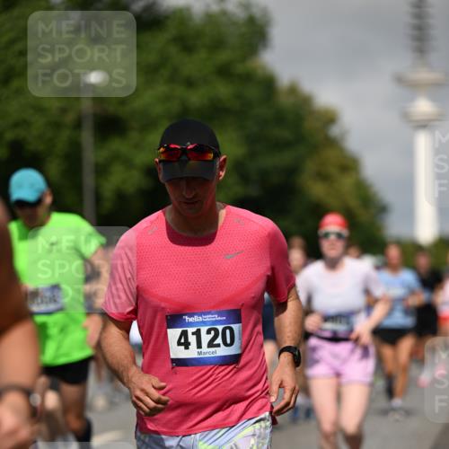29.06.2025 - hella hamburg halbmarathon Dr. Thomas Lammeyer http://msf.ph/oto/8516539 29.06.2025 10:03:27 Kennedybrücke 1319, 1366, 1506, 1595, 1914, 2282, 2364, 2391, 2432, 2630, 3668, 3836, 4120, 4426, 4467, 4837, 5277, 5299, 5457, 5458, 5465, 5866, 6416, 7033, 7037, 7395, 7547, 7833, 8509, 8542, 8652, 8929, 9142, 9488, 9903, 9907, 9922, 9984, 10020, 10518, 10519, 11039, 11041 meine-sportfotos.de
