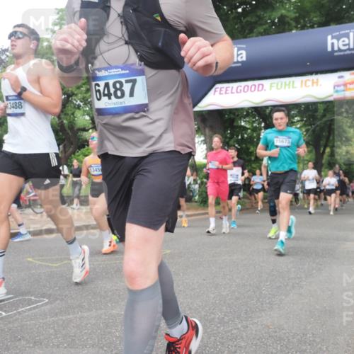 29.06.2025 - hella hamburg halbmarathon KatJ http://msf.ph/oto/8516544 29.06.2025 10:47:32 Zwischen KM18-KM19 1364, 1420, 1653, 2391, 4068, 4592, 6487, 7759, 8191 meine-sportfotos.de