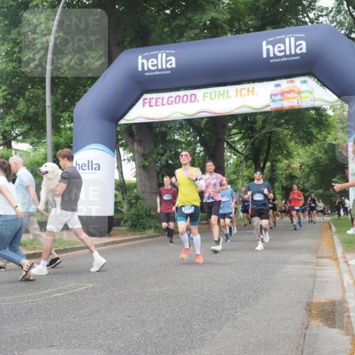 29.06.2025 - hella hamburg halbmarathon KatJ http://msf.ph/oto/8516740 29.06.2025 10:47:41 Zwischen KM18-KM19 1006, 1414, 1453, 2011, 2086, 3097, 6921, 7033 meine-sportfotos.de