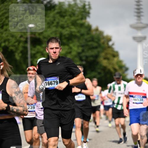 29.06.2025 - hella hamburg halbmarathon Dr. Thomas Lammeyer http://msf.ph/oto/8516806 29.06.2025 10:03:34 Kennedybrücke 1125, 1319, 1595, 1642, 1834, 1914, 1955, 2282, 2364, 2391, 2432, 2630, 2676, 2910, 3279, 3668, 3836, 4120, 4426, 4837, 5015, 5134, 5277, 5299, 5420, 5457, 5458, 5465, 6414, 6415, 6587, 7033, 7037, 7547, 7833, 8285, 8330, 8509, 8542, 8652, 8929, 9142, 9488, 9903, 9907, 9984, 10020, 10093, 10518, 10519, 11039 meine-sportfotos.de