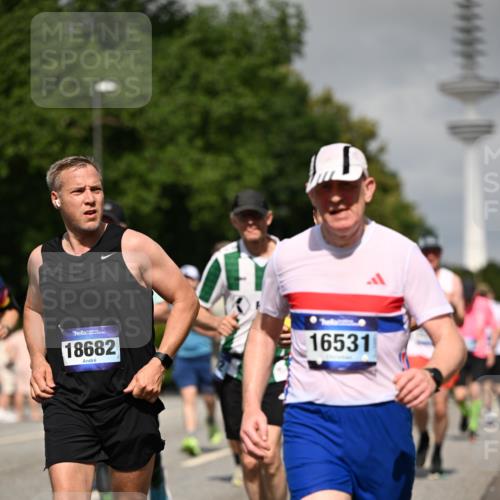 29.06.2025 - hella hamburg halbmarathon Dr. Thomas Lammeyer http://msf.ph/oto/8516894 29.06.2025 10:03:37 Kennedybrücke 1125, 1319, 1595, 1642, 1834, 1914, 1955, 2282, 2364, 2391, 2432, 2676, 2910, 3279, 3668, 3836, 4120, 4426, 4837, 5015, 5134, 5277, 5299, 5420, 5457, 5458, 5465, 6414, 6415, 6587, 7033, 7037, 7547, 8223, 8285, 8330, 8509, 8542, 8652, 8929, 9142, 9488, 9903, 9907, 9984, 10020, 10093, 10518, 10519, 11039 meine-sportfotos.de