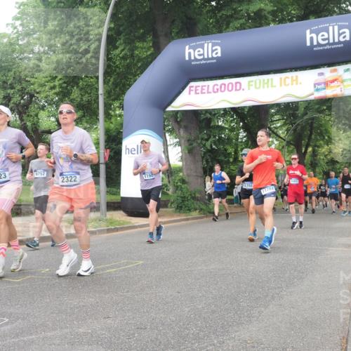 29.06.2025 - hella hamburg halbmarathon KatJ http://msf.ph/oto/8516903 29.06.2025 10:47:46 Zwischen KM18-KM19 1006, 1190, 1414, 2011, 2322, 2323, 8483 meine-sportfotos.de