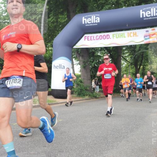 29.06.2025 - hella hamburg halbmarathon KatJ http://msf.ph/oto/8516996 29.06.2025 10:47:48 Zwischen KM18-KM19 1190, 1414, 2322, 2323, 8421, 8483 meine-sportfotos.de