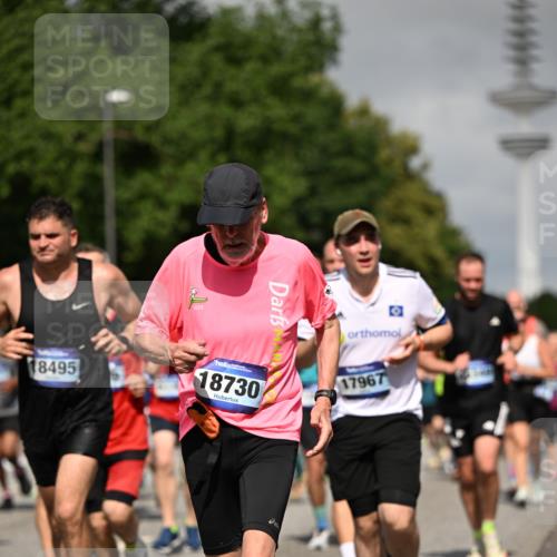 29.06.2025 - hella hamburg halbmarathon Dr. Thomas Lammeyer http://msf.ph/oto/8517132 29.06.2025 10:03:43 Kennedybrücke 1125, 1319, 1595, 1642, 1834, 1914, 1955, 2099, 2282, 2364, 2391, 2432, 2676, 2910, 3279, 3668, 3836, 4231, 4426, 4837, 5015, 5134, 5277, 5299, 5420, 6414, 6415, 6581, 6587, 7033, 7037, 7547, 7786, 8223, 8285, 8330, 8394, 8402, 8573, 8929, 9488, 9907, 9984, 10020, 10031, 10093, 10518, 11039 meine-sportfotos.de