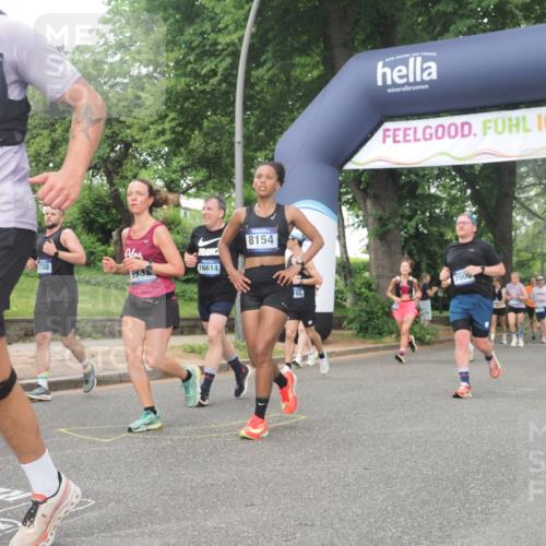29.06.2025 - hella hamburg halbmarathon KatJ http://msf.ph/oto/8517227 29.06.2025 10:47:55 Zwischen KM18-KM19 3740, 5602, 5603, 5708, 6580, 7006, 7757, 8154, 8421, 8422 meine-sportfotos.de