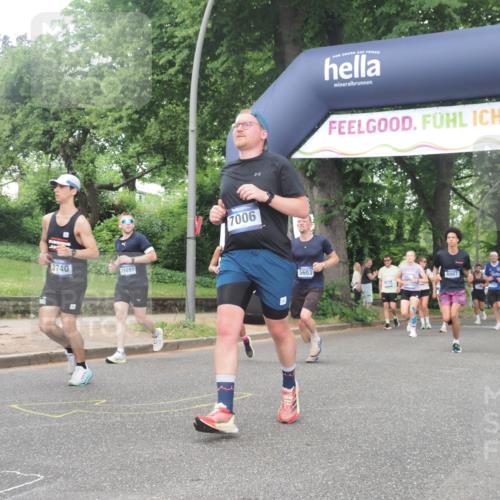 29.06.2025 - hella hamburg halbmarathon KatJ http://msf.ph/oto/8517267 29.06.2025 10:47:56 Zwischen KM18-KM19 3740, 5602, 5603, 5708, 6580, 7006, 7757, 8154, 8421, 8422 meine-sportfotos.de