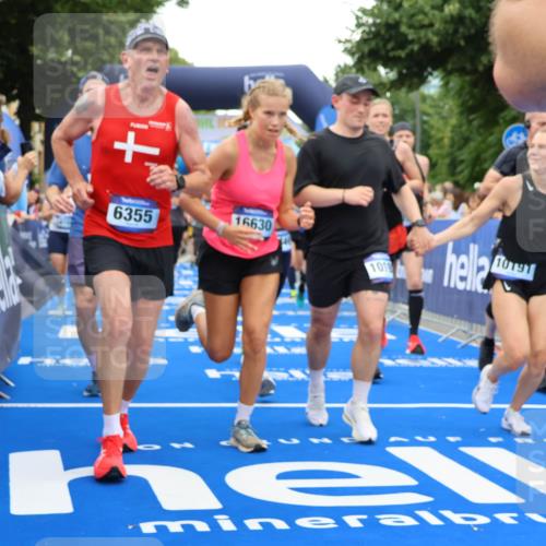29.06.2025 - hella hamburg halbmarathon Strokosch-Dieckow http://msf.ph/oto/8517299 29.06.2025 10:55:09 Ziel 1549, 1628, 2119, 2448, 2884, 3041, 3791, 3945, 4903, 6355, 6891, 8691, 8973, 9060, 9361, 9380, 10188, 10191, 10192, 10263, 10582, 11333, 11747, 11976, 12248, 12961, 13297, 14750, 14834, 14948, 15854, 16108, 16521, 16630, 17803, 17842, 18031, 18966 meine-sportfotos.de
