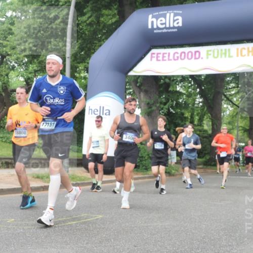 29.06.2025 - hella hamburg halbmarathon KatJ http://msf.ph/oto/8517417 29.06.2025 10:48:02 Zwischen KM18-KM19 3400, 5602, 5603, 6708, 7757 meine-sportfotos.de