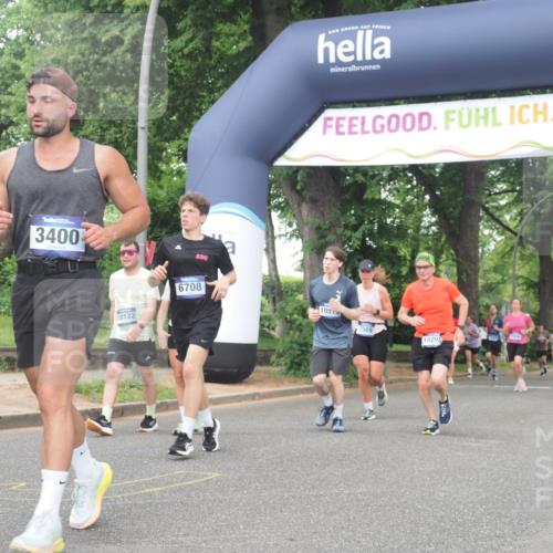 29.06.2025 - hella hamburg halbmarathon KatJ http://msf.ph/oto/8517466 29.06.2025 10:48:03 Zwischen KM18-KM19 3400, 6708, 7049 meine-sportfotos.de