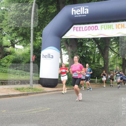 29.06.2025 - hella hamburg halbmarathon KatJ http://msf.ph/oto/8517535 29.06.2025 10:48:06 Zwischen KM18-KM19 1264, 3400, 6708, 7049 meine-sportfotos.de