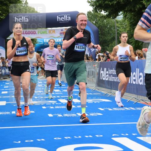 29.06.2025 - hella hamburg halbmarathon Strokosch-Dieckow http://msf.ph/oto/8517715 29.06.2025 10:55:28 Ziel 1130, 2252, 2771, 3037, 4189, 4951, 5287, 5319, 6591, 6938, 8487, 8573, 11554, 11568, 12196, 12544, 12584, 13234, 13236, 13267, 14036, 14592, 16110, 16213, 16334, 16609, 16985, 17603, 17615, 17940 meine-sportfotos.de