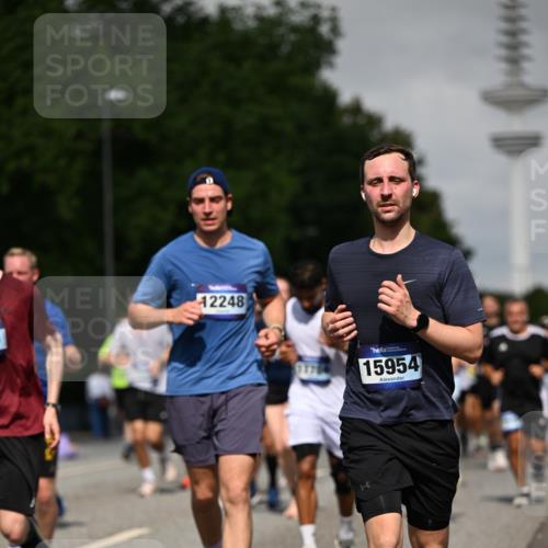 29.06.2025 - hella hamburg halbmarathon Dr. Thomas Lammeyer http://msf.ph/oto/8517728 29.06.2025 10:04:02 Kennedybrücke 1006, 1125, 1180, 1239, 1334, 2099, 2346, 2348, 2676, 2677, 3112, 3177, 3861, 3898, 4231, 4796, 5341, 5728, 6082, 6084, 6201, 6202, 6260, 6414, 6415, 6462, 6581, 6602, 7786, 7824, 8223, 8394, 8402, 8520, 8531, 8573, 8730, 9611, 10031, 10044, 10093, 10337, 10582, 10788, 11158, 11159, 11366 meine-sportfotos.de