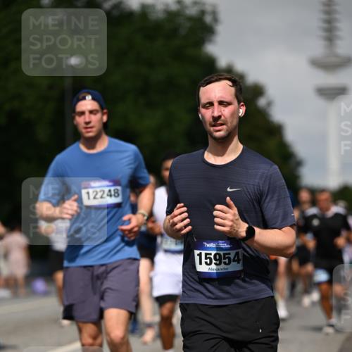 29.06.2025 - hella hamburg halbmarathon Dr. Thomas Lammeyer http://msf.ph/oto/8517754 29.06.2025 10:04:02 Kennedybrücke 1006, 1125, 1180, 1239, 1334, 2099, 2346, 2348, 2676, 2677, 3112, 3177, 3861, 3898, 4231, 4796, 5341, 5728, 6082, 6084, 6201, 6202, 6260, 6414, 6415, 6462, 6581, 6602, 7786, 7824, 8223, 8394, 8402, 8520, 8531, 8573, 8730, 9611, 10031, 10044, 10093, 10337, 10582, 10788, 11158, 11159, 11366 meine-sportfotos.de