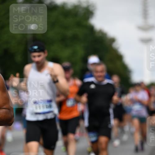 29.06.2025 - hella hamburg halbmarathon Dr. Thomas Lammeyer http://msf.ph/oto/8517858 29.06.2025 10:04:05 Kennedybrücke 1006, 1180, 1239, 1264, 1334, 2099, 2159, 2346, 2348, 2582, 2584, 2677, 3112, 3177, 3861, 3898, 4013, 4231, 4594, 4796, 5341, 5728, 6082, 6084, 6104, 6201, 6202, 6260, 6462, 6581, 6602, 7159, 7786, 7824, 8223, 8394, 8402, 8520, 8531, 8573, 8730, 9611, 10031, 10044, 10268, 10337, 10582, 10788, 11158, 11159, 11366 meine-sportfotos.de