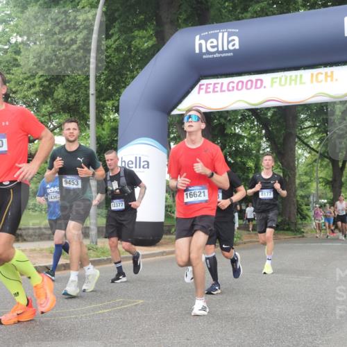 29.06.2025 - hella hamburg halbmarathon KatJ http://msf.ph/oto/8517899 29.06.2025 10:48:18 Zwischen KM18-KM19 2911, 5613, 5870, 7306, 8177, 8590 meine-sportfotos.de