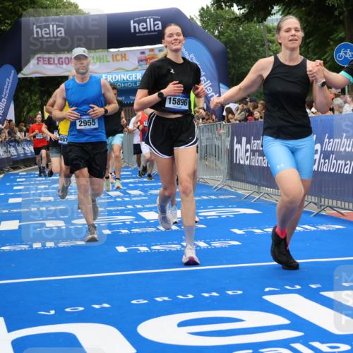 29.06.2025 - hella hamburg halbmarathon Strokosch-Dieckow http://msf.ph/oto/8517909 29.06.2025 10:55:37 Ziel 1120, 1143, 1834, 2955, 2982, 3037, 4897, 5021, 6924, 8255, 8573, 8618, 10212, 11039, 11554, 11568, 12196, 12483, 12515, 12544, 12584, 13267, 14036, 14365, 14592, 14909, 15896, 16110, 17615, 18064, 18190 meine-sportfotos.de