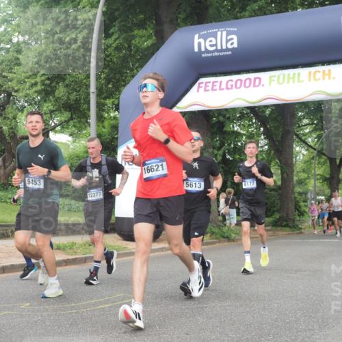 29.06.2025 - hella hamburg halbmarathon KatJ http://msf.ph/oto/8517910 29.06.2025 10:48:19 Zwischen KM18-KM19 2911, 5613, 5870, 7306, 8177 meine-sportfotos.de