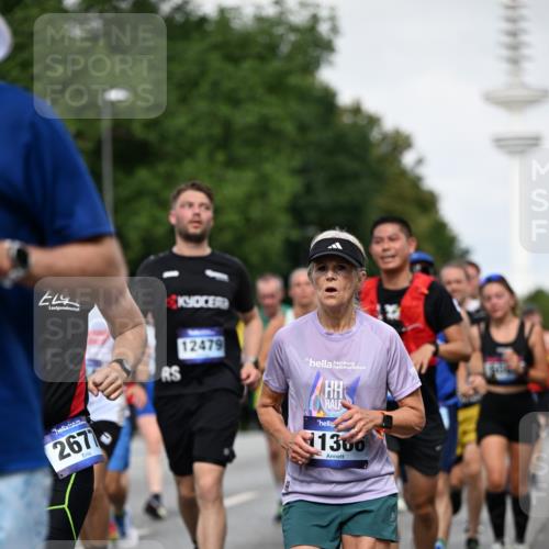 29.06.2025 - hella hamburg halbmarathon Dr. Thomas Lammeyer http://msf.ph/oto/8517967 29.06.2025 10:04:08 Kennedybrücke 1006, 1180, 1239, 1264, 1334, 2099, 2159, 2346, 2348, 2447, 2582, 2584, 2677, 2730, 3042, 3112, 3177, 3794, 3861, 3898, 4013, 4231, 4419, 4594, 4796, 5341, 5643, 5728, 6082, 6084, 6104, 6201, 6202, 6260, 6462, 6581, 6602, 7159, 7717, 7786, 7824, 8394, 8402, 8520, 8531, 8573, 8730, 9611, 10031, 10044, 10268, 10337, 10582, 10587, 10665, 10759, 10788, 11083, 11158, 11159, 11366 meine-sportfotos.de