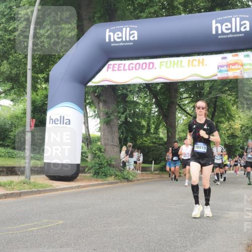 29.06.2025 - hella hamburg halbmarathon KatJ http://msf.ph/oto/8517997 29.06.2025 10:48:21 Zwischen KM18-KM19 2911, 5613, 5870, 7306, 8177 meine-sportfotos.de