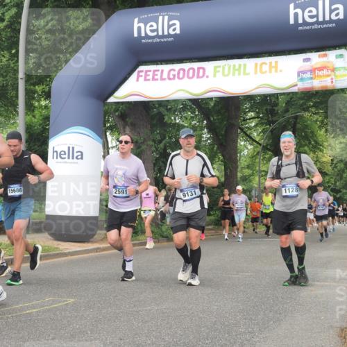29.06.2025 - hella hamburg halbmarathon KatJ http://msf.ph/oto/8518125 29.06.2025 10:48:25 Zwischen KM18-KM19 1128, 2591 meine-sportfotos.de