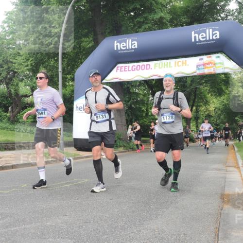 29.06.2025 - hella hamburg halbmarathon KatJ http://msf.ph/oto/8518161 29.06.2025 10:48:26 Zwischen KM18-KM19 1128, 2591 meine-sportfotos.de