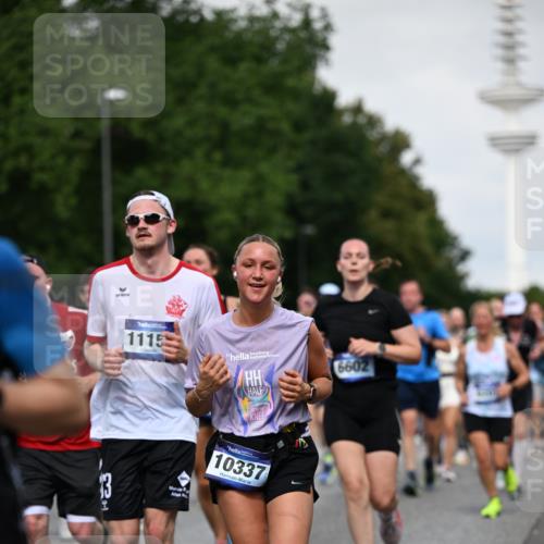 29.06.2025 - hella hamburg halbmarathon Dr. Thomas Lammeyer http://msf.ph/oto/8518208 29.06.2025 10:04:16 Kennedybrücke 1019, 1180, 1239, 1264, 1334, 1583, 2027, 2159, 2346, 2348, 2426, 2447, 2474, 2582, 2584, 2606, 2652, 2677, 2730, 2982, 3042, 3112, 3177, 3319, 3794, 3861, 3898, 4013, 4419, 4579, 4594, 4767, 4796, 4940, 5341, 5643, 5728, 6082, 6084, 6104, 6174, 6201, 6260, 6443, 6462, 6470, 6602, 6636, 7159, 7717, 7824, 8520, 8531, 8669, 8730, 9450, 9485, 9611, 9622, 10044, 10268, 10337, 10534, 10582, 10587, 10599, 10665, 10742, 10759, 10766, 10788, 11083, 11158, 11159, 11366 meine-sportfotos.de