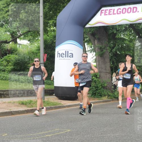 29.06.2025 - hella hamburg halbmarathon KatJ http://msf.ph/oto/8518292 29.06.2025 10:48:32 Zwischen KM18-KM19 2447, 6391, 6414, 6415, 8068, 8364 meine-sportfotos.de
