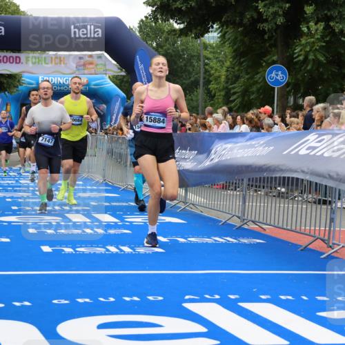 29.06.2025 - hella hamburg halbmarathon Strokosch-Dieckow http://msf.ph/oto/8518298 29.06.2025 10:55:54 Ziel 1179, 2612, 3042, 3256, 3668, 4772, 7147, 7976, 8968, 9246, 10084, 13474, 14867, 15184, 15868, 15884, 16176, 16401, 16434, 16786, 18125, 18867, 19047 meine-sportfotos.de