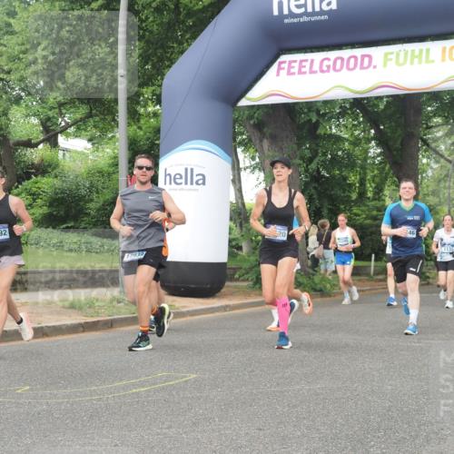 29.06.2025 - hella hamburg halbmarathon KatJ http://msf.ph/oto/8518322 29.06.2025 10:48:33 Zwischen KM18-KM19 1135, 2447, 6391, 6414, 6415, 8068, 8364 meine-sportfotos.de