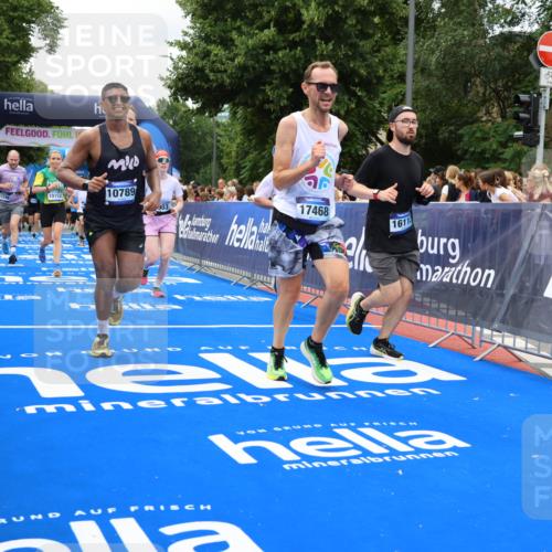 29.06.2025 - hella hamburg halbmarathon Strokosch-Dieckow http://msf.ph/oto/8518569 29.06.2025 10:56:14 Ziel 1193, 4029, 4594, 4813, 5465, 5492, 5672, 7547, 8330, 8639, 9903, 9907, 10789, 11231, 11309, 12348, 14363, 15300, 15484, 16113, 16375, 16634, 17468, 18117, 18495, 18652, 18741, 19152 meine-sportfotos.de