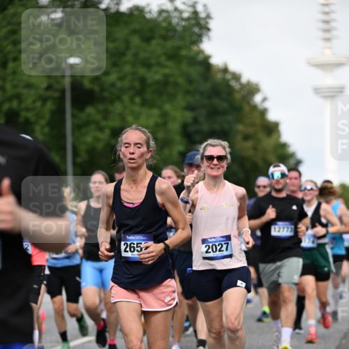 29.06.2025 - hella hamburg halbmarathon Dr. Thomas Lammeyer http://msf.ph/oto/8518584 29.06.2025 10:04:29 Kennedybrücke 1019, 1264, 1544, 1583, 1611, 1681, 2027, 2086, 2159, 2236, 2346, 2426, 2447, 2474, 2582, 2584, 2606, 2652, 2730, 2982, 3042, 3059, 3141, 3319, 3400, 3794, 4013, 4419, 4579, 4594, 4616, 4767, 4940, 4945, 5418, 5643, 5728, 6104, 6138, 6174, 6201, 6220, 6443, 6470, 6602, 6636, 7159, 7717, 8531, 8669, 9450, 9485, 9553, 9555, 9577, 9622, 10268, 10534, 10587, 10599, 10665, 10742, 10759, 10766, 10797, 11083, 11159 meine-sportfotos.de