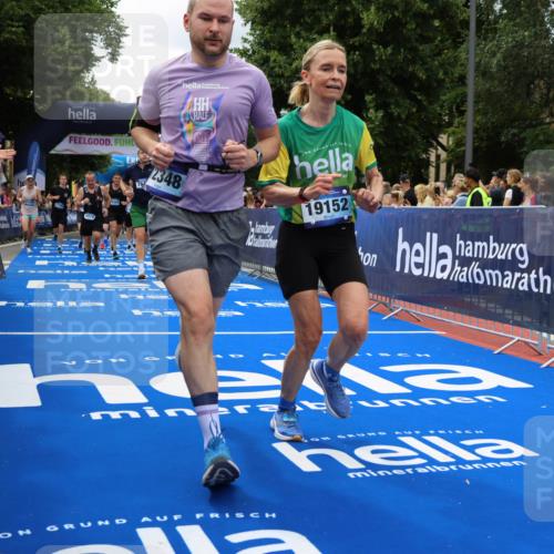 29.06.2025 - hella hamburg halbmarathon Strokosch-Dieckow http://msf.ph/oto/8518613 29.06.2025 10:56:16 Ziel 1193, 3048, 4029, 5465, 5672, 7547, 8639, 9622, 9903, 9907, 10789, 11231, 11309, 12348, 14363, 15300, 15484, 16113, 16375, 16634, 17468, 18117, 18495, 18652, 18741, 19152 meine-sportfotos.de