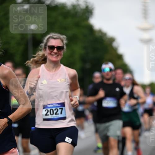 29.06.2025 - hella hamburg halbmarathon Dr. Thomas Lammeyer http://msf.ph/oto/8518640 29.06.2025 10:04:30 Kennedybrücke 1019, 1264, 1544, 1583, 1611, 1681, 2027, 2086, 2159, 2236, 2346, 2426, 2447, 2474, 2582, 2584, 2606, 2652, 2730, 2982, 3042, 3059, 3141, 3319, 3400, 3794, 4013, 4419, 4579, 4594, 4616, 4767, 4940, 4945, 5418, 5643, 6104, 6138, 6174, 6201, 6220, 6443, 6470, 6602, 6636, 7159, 7717, 8531, 8669, 9450, 9485, 9553, 9555, 9577, 9622, 10268, 10534, 10587, 10599, 10665, 10742, 10759, 10766, 10797, 11083, 11324 meine-sportfotos.de
