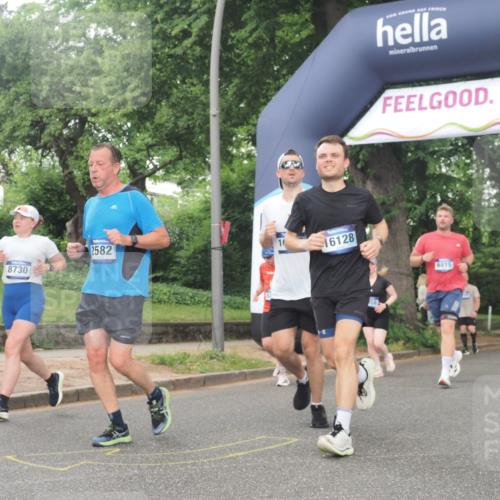 29.06.2025 - hella hamburg halbmarathon KatJ http://msf.ph/oto/8518644 29.06.2025 10:48:43 Zwischen KM18-KM19 1188, 1568, 1726, 1823, 2582, 5299, 5305, 5547, 7658, 8730 meine-sportfotos.de