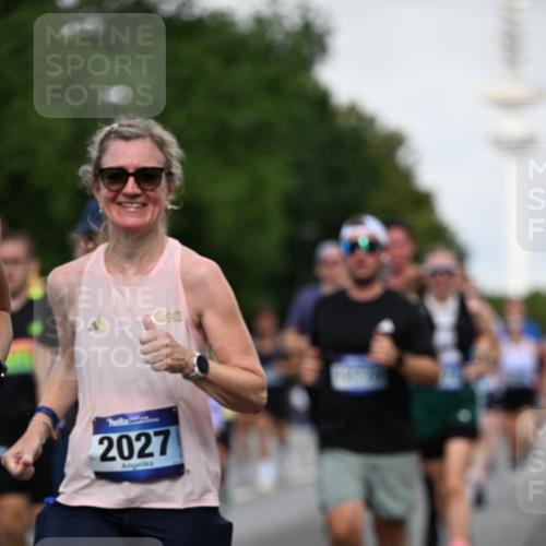 29.06.2025 - hella hamburg halbmarathon Dr. Thomas Lammeyer http://msf.ph/oto/8518648 29.06.2025 10:04:30 Kennedybrücke 1019, 1264, 1544, 1583, 1611, 1681, 2027, 2086, 2159, 2236, 2346, 2426, 2447, 2474, 2582, 2584, 2606, 2652, 2730, 2982, 3042, 3059, 3141, 3319, 3400, 3794, 4013, 4419, 4579, 4594, 4616, 4767, 4940, 4945, 5418, 5643, 6104, 6138, 6174, 6201, 6220, 6443, 6470, 6602, 6636, 7159, 7717, 8531, 8669, 9450, 9485, 9553, 9555, 9577, 9622, 10268, 10534, 10587, 10599, 10665, 10742, 10759, 10766, 10797, 11083, 11324 meine-sportfotos.de