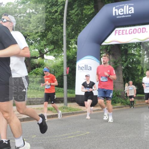 29.06.2025 - hella hamburg halbmarathon KatJ http://msf.ph/oto/8518686 29.06.2025 10:48:44 Zwischen KM18-KM19 1188, 1568, 1726, 1823, 2582, 5299, 5305, 5547, 7658, 8730 meine-sportfotos.de