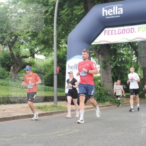 29.06.2025 - hella hamburg halbmarathon KatJ http://msf.ph/oto/8518693 29.06.2025 10:48:44 Zwischen KM18-KM19 1188, 1568, 1726, 1823, 2582, 5299, 5305, 5547, 7658, 8730 meine-sportfotos.de