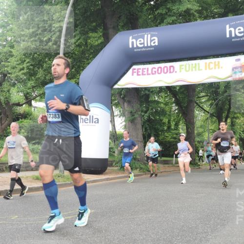 29.06.2025 - hella hamburg halbmarathon KatJ http://msf.ph/oto/8518824 29.06.2025 10:48:49 Zwischen KM18-KM19 1726, 1823, 2582, 5299, 5305, 6602, 7636, 7658, 8730 meine-sportfotos.de