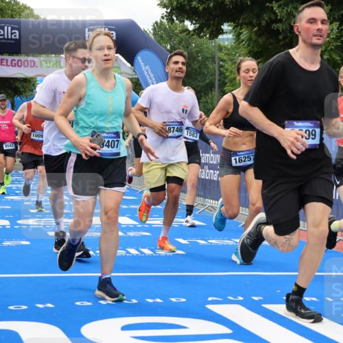 29.06.2025 - hella hamburg halbmarathon Strokosch-Dieckow http://msf.ph/oto/8518900 29.06.2025 10:56:29 Ziel 1583, 2083, 3048, 3413, 5721, 5744, 6399, 7037, 7742, 8311, 8542, 8652, 8863, 9562, 9622, 10093, 10665, 12509, 13863, 15145, 15407, 15818, 16257, 16261, 17268, 17734, 18746, 18835, 19120 meine-sportfotos.de