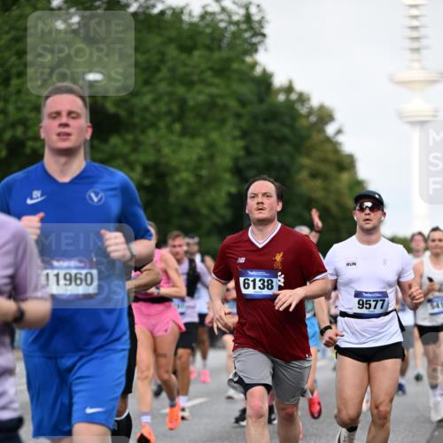 29.06.2025 - hella hamburg halbmarathon Dr. Thomas Lammeyer http://msf.ph/oto/8518915 29.06.2025 10:04:39 Kennedybrücke 1019, 1544, 1568, 1583, 1611, 1681, 2027, 2086, 2236, 2426, 2474, 2606, 2652, 2982, 3059, 3141, 3319, 3400, 3983, 4579, 4616, 4767, 4940, 4945, 5033, 5418, 6138, 6174, 6220, 6443, 6470, 6636, 8669, 9450, 9485, 9553, 9555, 9577, 9622, 10188, 10271, 10534, 10599, 10742, 10766, 10797, 11324 meine-sportfotos.de